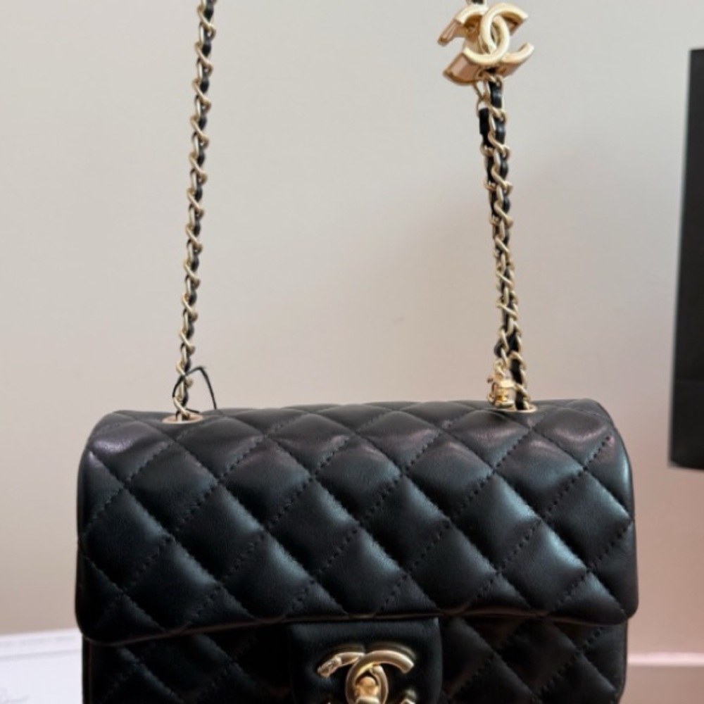 Chanel Black Bag 💫